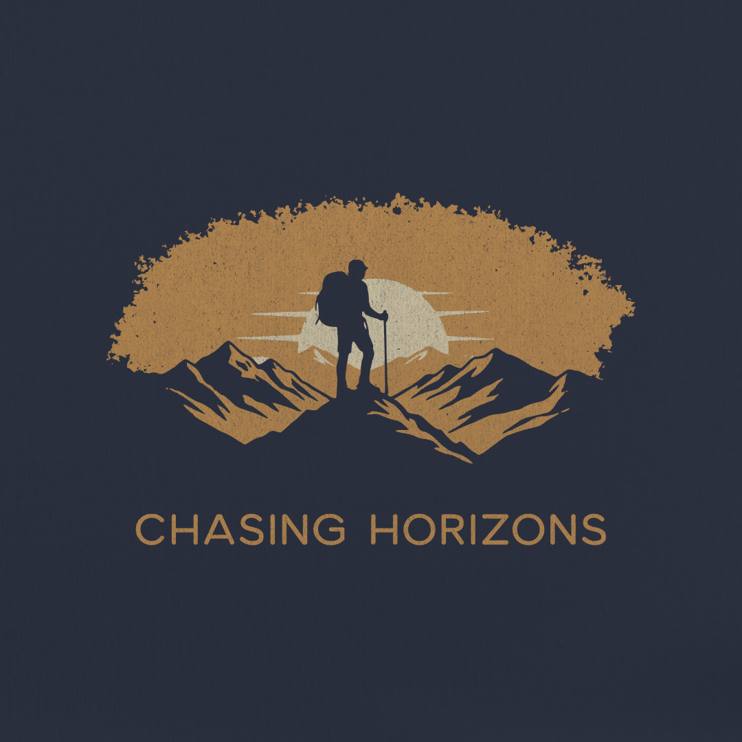 Chasing Horizons Tee